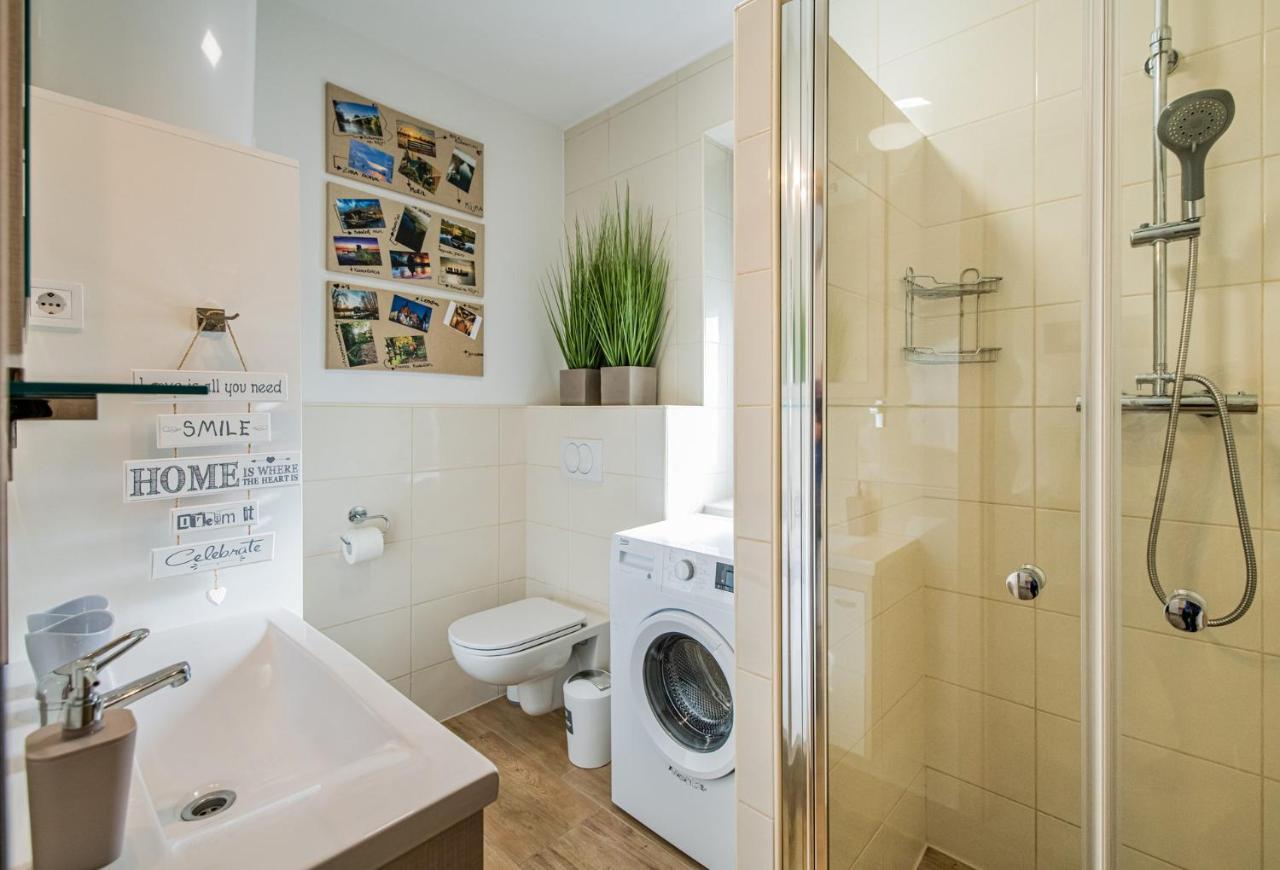 Apartmaji Banonia " Poletni Vetrc " Banovci Zewnętrze zdjęcie