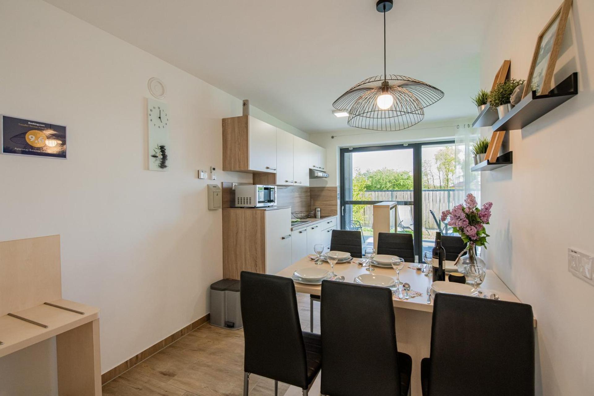 Apartmaji Banonia " Poletni Vetrc " Banovci Zewnętrze zdjęcie